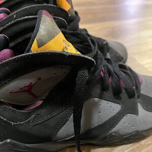 Jordan 6 Retro Bordeaux